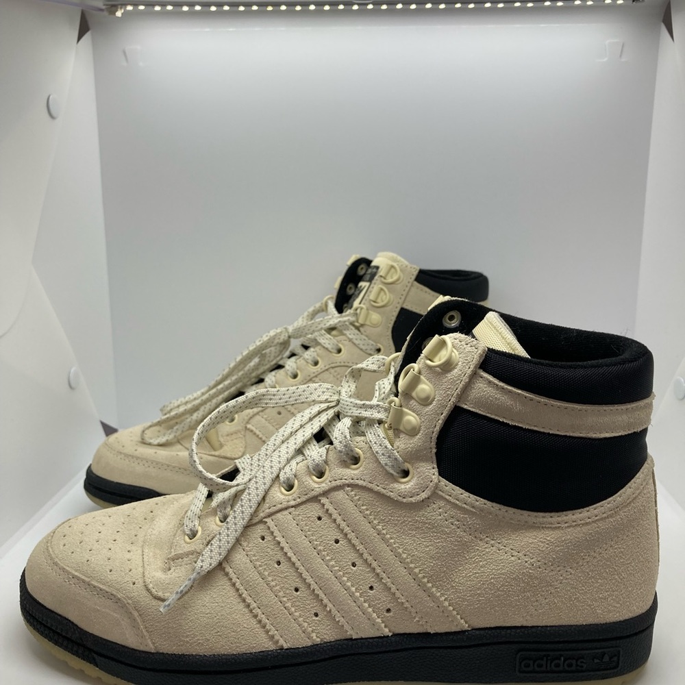 Men’s Adidas Top Ten High Top Sneaker- FV 4928 Sand color Size 9.